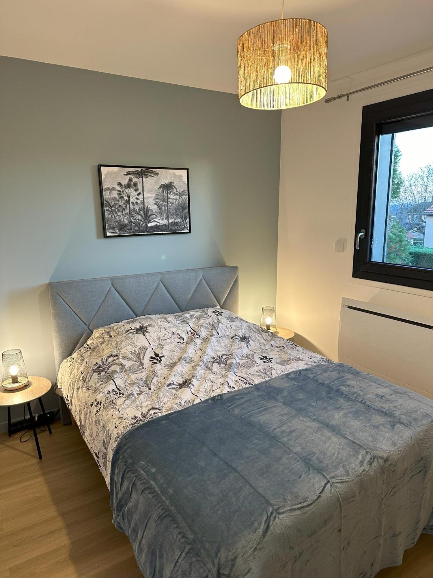Sunny House - Villa 4 Chambres - Saint Genis Les Ollieres Luaran gambar